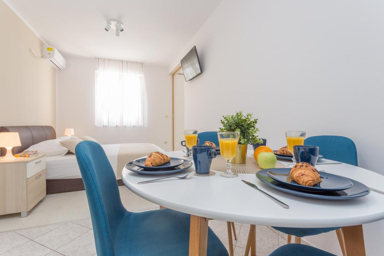 Gordana Jelicic Apartment *